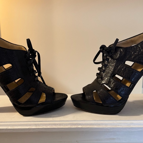 COACH - Picture 2 of 7